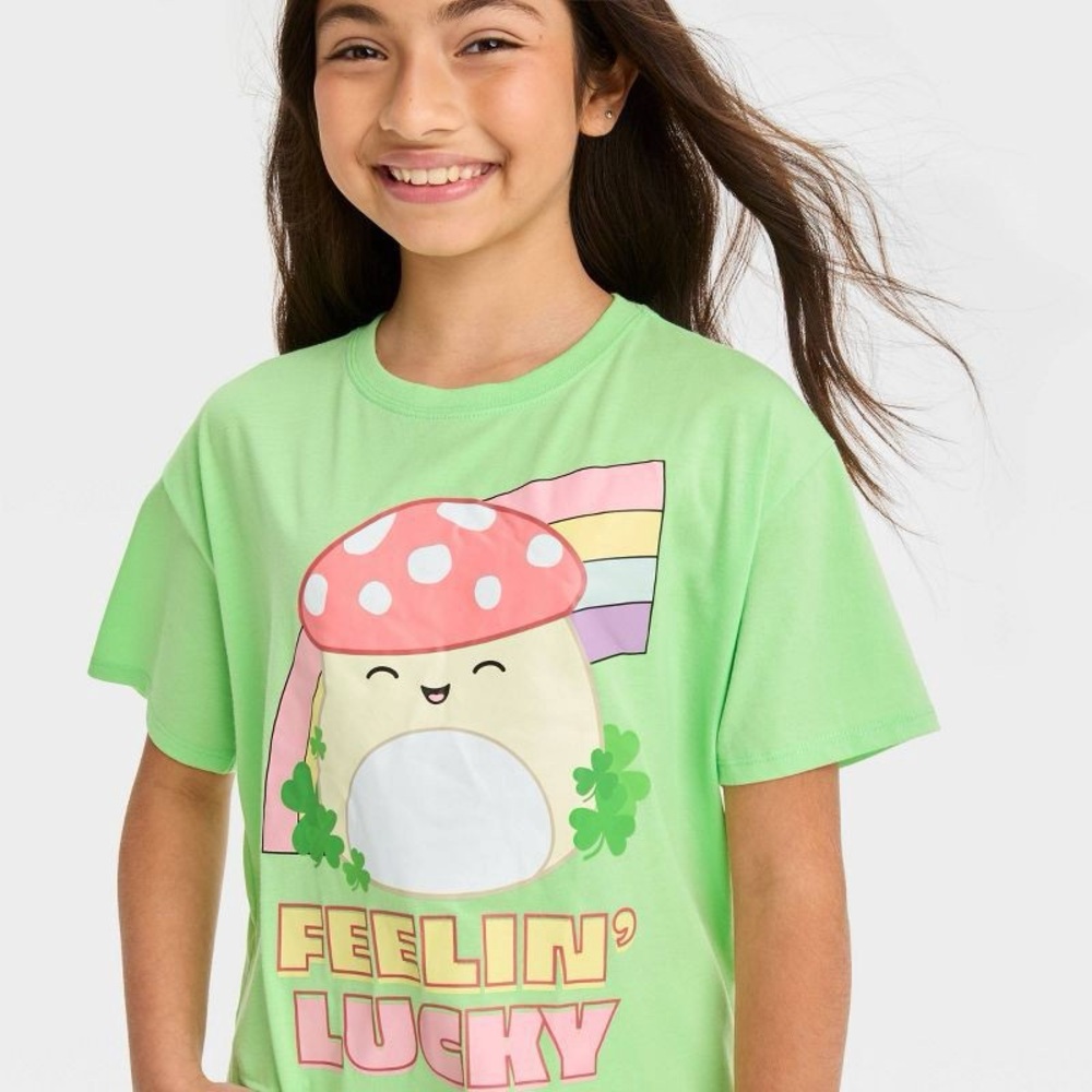 Squishmallows Feelin’ Lucky Rainbow Boxy Short Sleeve Graphic T-Shirt